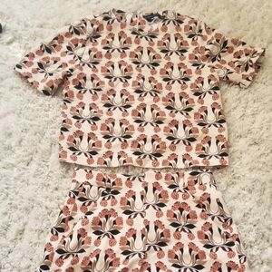 Set Zara short sleeve blouse size S + shorts with pockets  size S